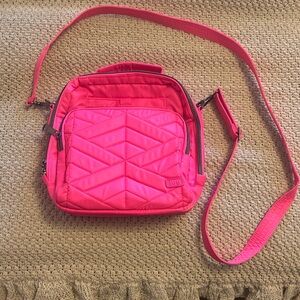 LUG Ranger magenta med crossbody with top handle New without tags